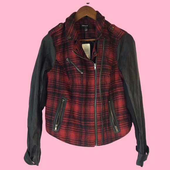 torrid Jackets & Blazers - Torrid Jacket in Red & Black Plaid with PU Sleeves Size 1